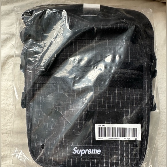 NEW Supreme Crossbody Shoulder Bag - Picture 5 of 12